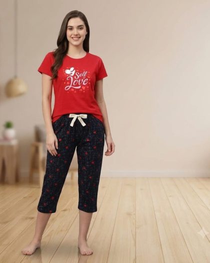 Women’s T-Shirt & Capri Night Suit Set